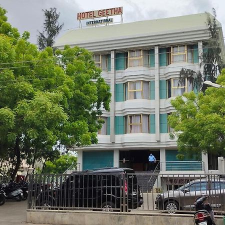 Hotel Geetha International Thoothukudi Exterior foto