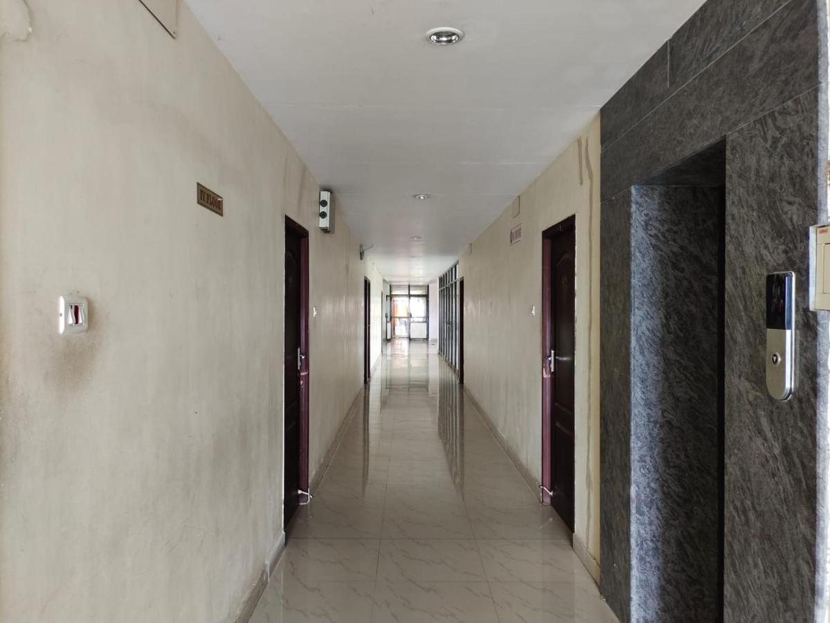 Hotel Geetha International Thoothukudi Exterior foto