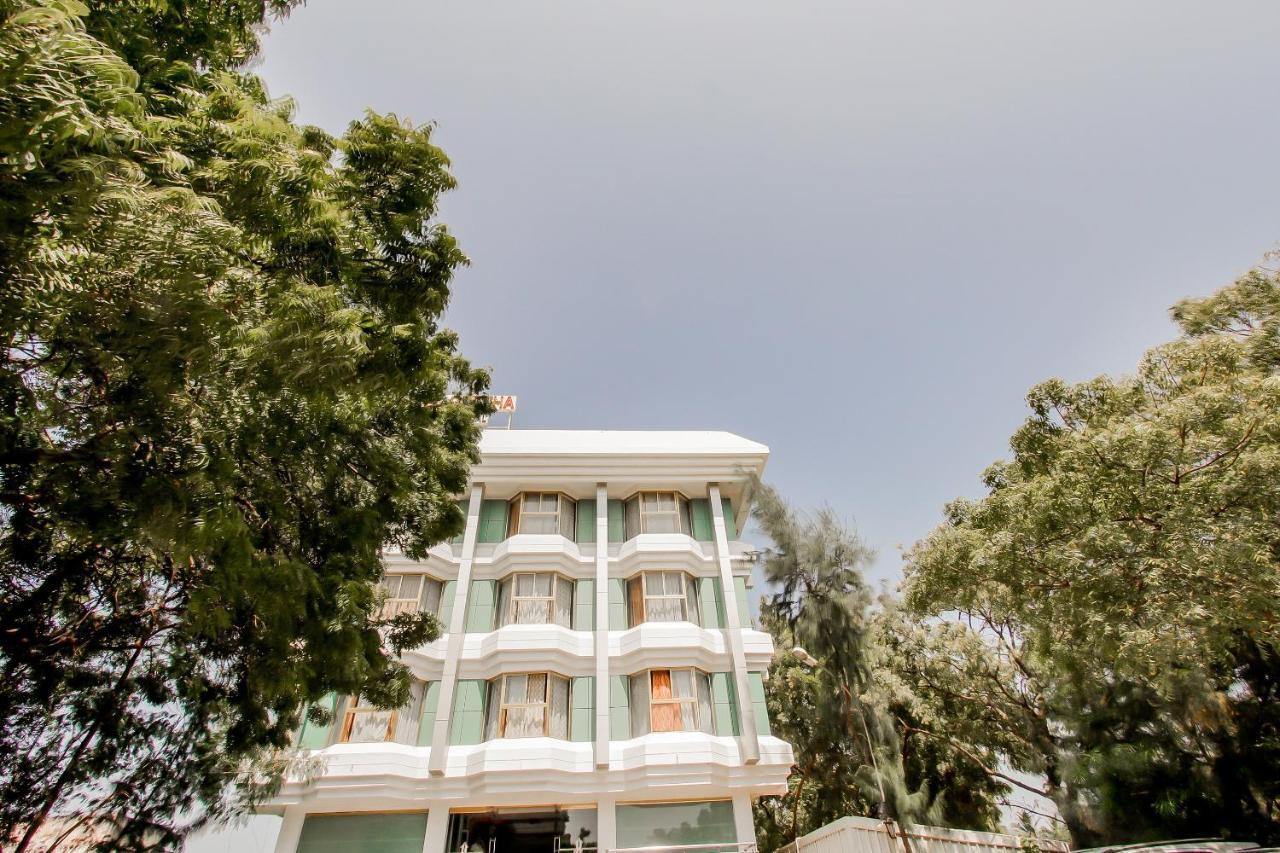 Hotel Geetha International Thoothukudi Exterior foto